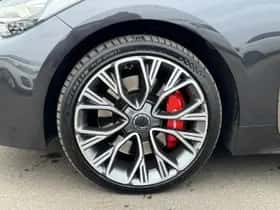 Kia Stinger (2019) thumbnail 11