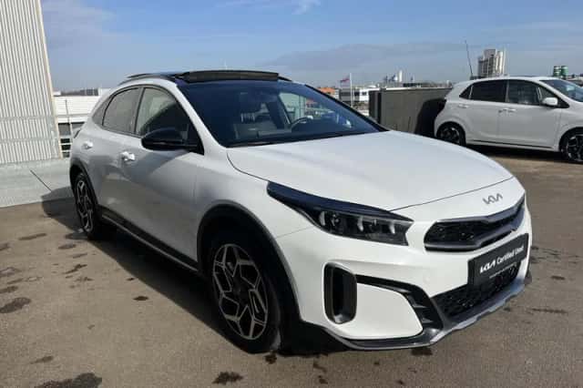 Kia XCeed (2023) thumbnail 6