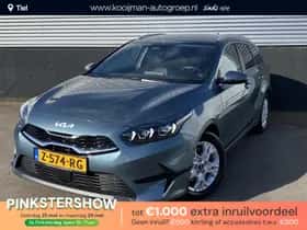 Kia Ceed Sportswagon (2024) thumbnail 1