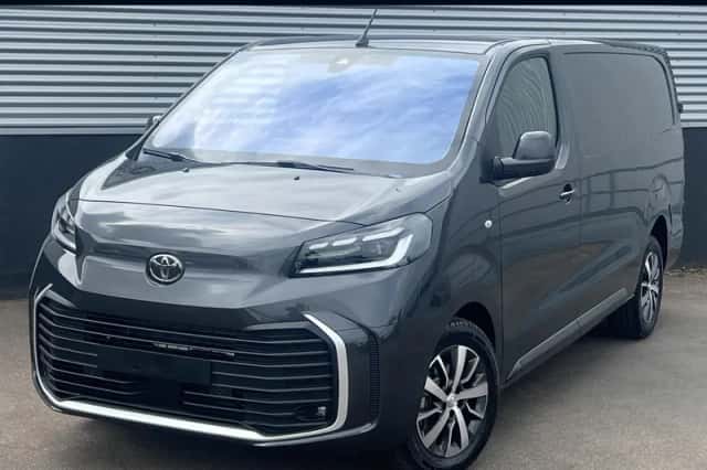 Toyota Proace (2024) thumbnail 1