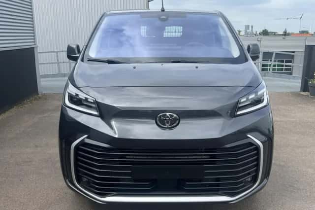 Toyota Proace (2024) thumbnail 4