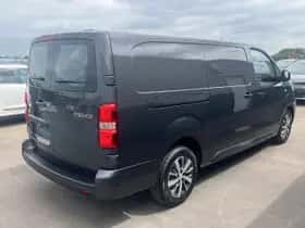 Toyota Proace (2024) thumbnail 9