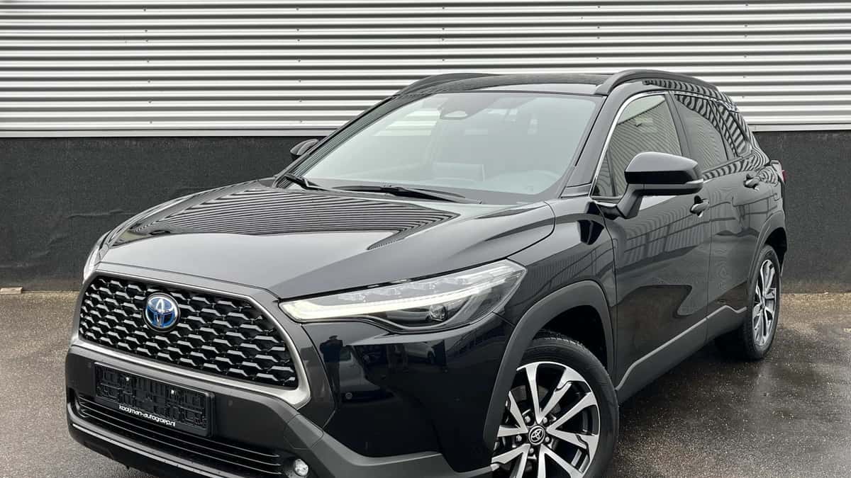 Toyota Corolla (2024) — foto 1