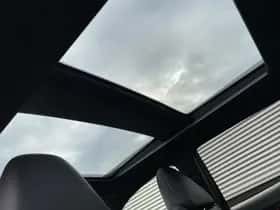 Toyota Corolla (2024) thumbnail 3