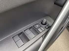 Toyota Corolla (2024) thumbnail 25