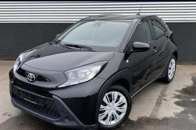 Toyota Aygo (2022) thumbnail 1