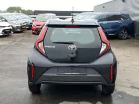 Toyota Aygo (2022) thumbnail 11