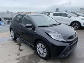 Toyota Aygo (2022) thumbnail 16