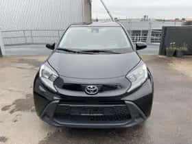 Toyota Aygo (2022) thumbnail 17