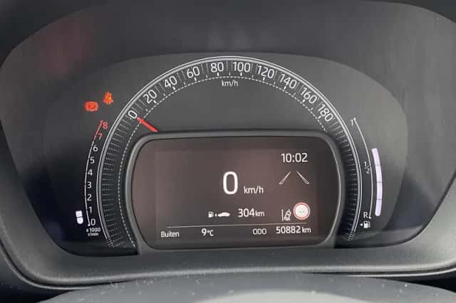 Toyota Aygo (2022) thumbnail 3