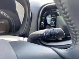 Toyota Aygo (2022) thumbnail 26