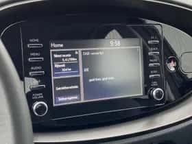 Toyota Aygo (2022) thumbnail 33