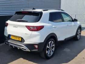 Kia Stonic (2023) thumbnail 7