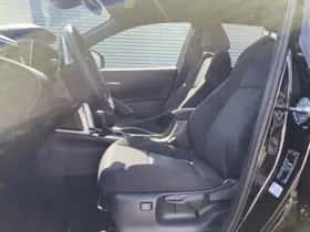 Toyota Corolla (2024) thumbnail 24