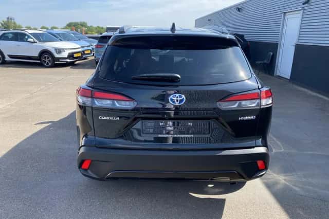 Toyota Corolla (2024) thumbnail 5