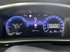 Toyota Corolla (2024) thumbnail 16