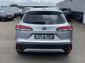 Toyota Corolla (2024) thumbnail 4