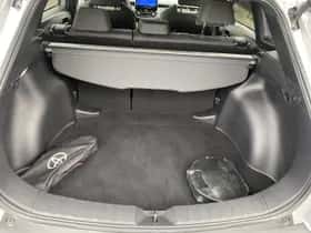 Toyota Corolla (2024) thumbnail 6