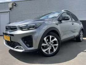 Kia Stonic (2024) thumbnail 2