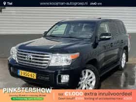 Toyota Land Cruiser (2014) thumbnail 1