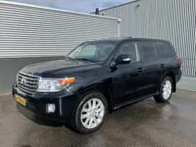 Toyota Land Cruiser (2014) thumbnail 4
