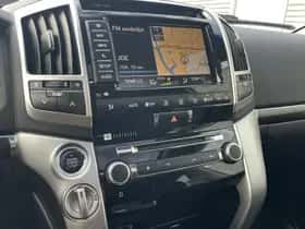 Toyota Land Cruiser (2014) thumbnail 43