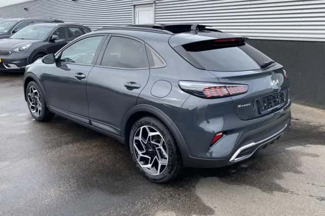 Kia XCeed (2025) thumbnail 4