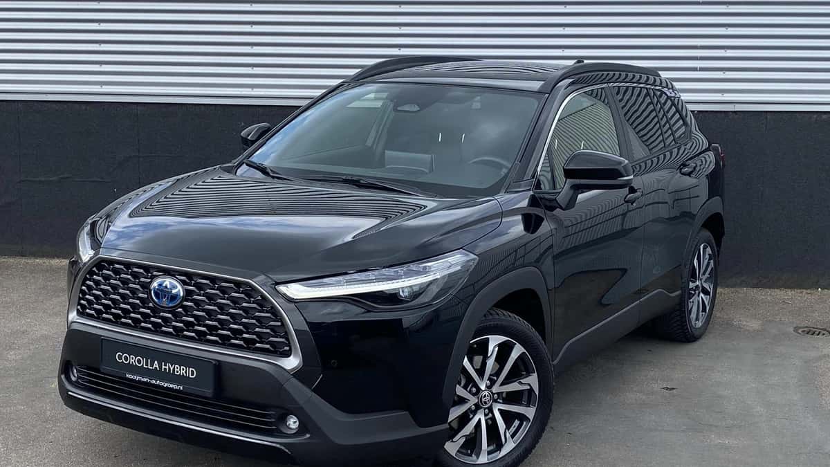 Toyota Corolla (2024) — foto 1