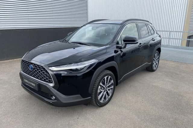 Toyota Corolla (2024) thumbnail 3