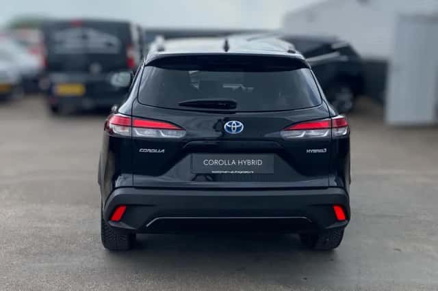 Toyota Corolla (2024) thumbnail 6