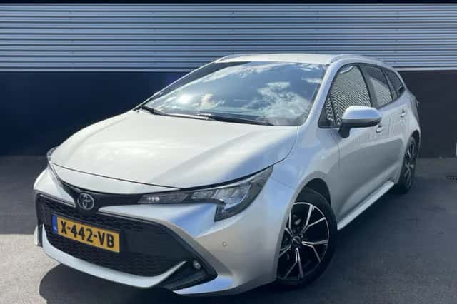 Toyota Corolla (2022) thumbnail 1