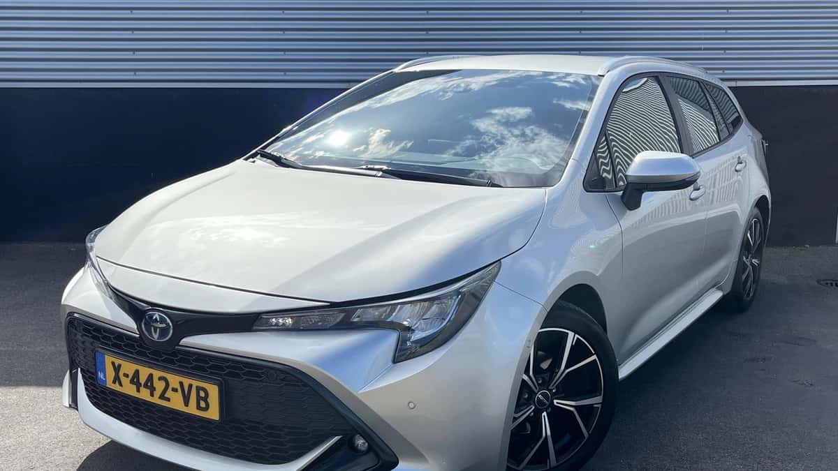 Toyota Corolla (2022) — foto 1