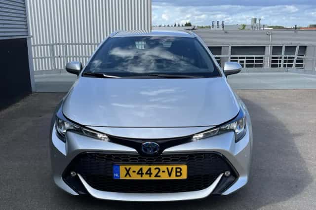 Toyota Corolla (2022) thumbnail 5