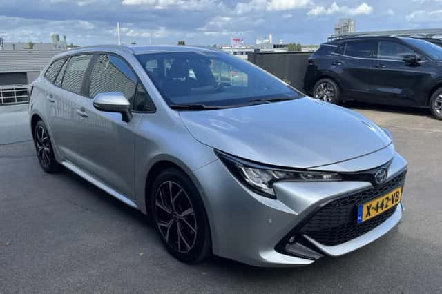 Toyota Corolla (2022) thumbnail 6