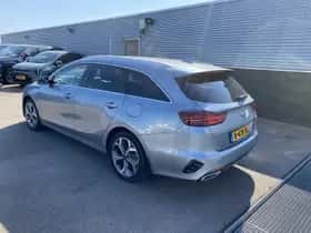 Kia Ceed Sportswagon (2021) thumbnail 4