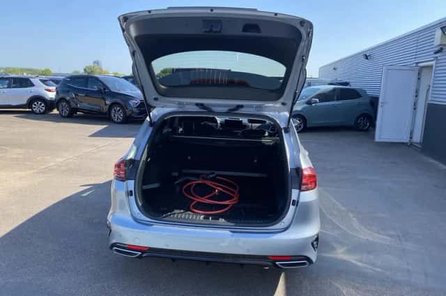 Kia Ceed Sportswagon (2021) thumbnail 6