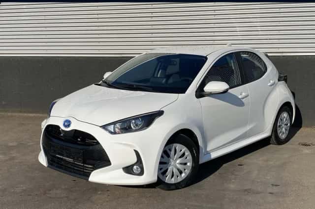 Toyota Yaris (2023) thumbnail 1