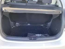 Toyota Yaris (2023) thumbnail 10
