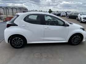 Toyota Yaris (2022) thumbnail 12