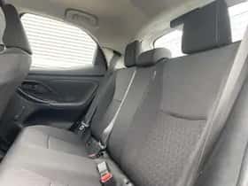 Toyota Yaris (2022) thumbnail 42