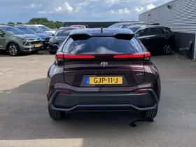 Toyota C-HR (2024) thumbnail 10