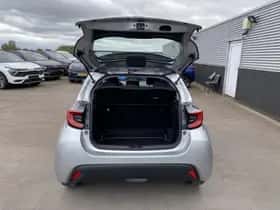Toyota Yaris (2022) thumbnail 7