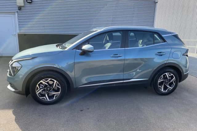 Kia Sportage (2024) thumbnail 4