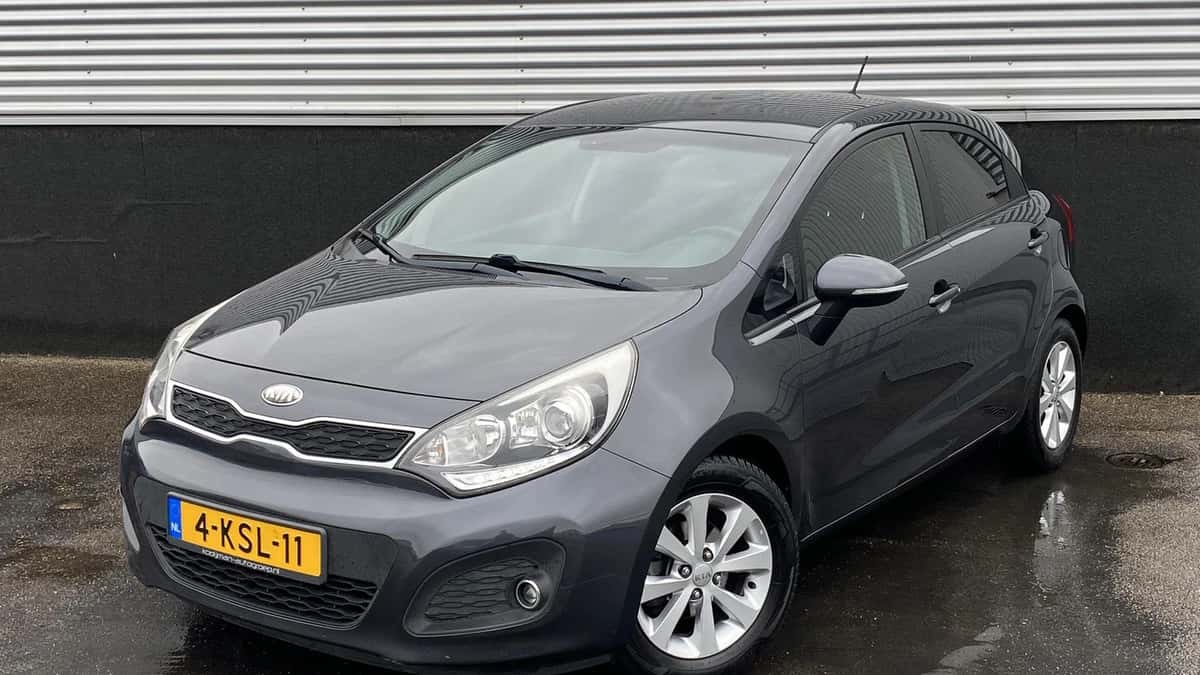 Kia Rio (2013) — foto 1