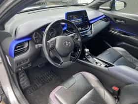 Toyota C-HR (2016) thumbnail 20