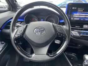 Toyota C-HR (2016) thumbnail 26