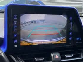 Toyota C-HR (2016) thumbnail 10
