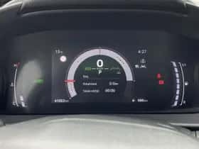 Toyota C-HR (2024) thumbnail 24