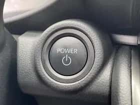 Toyota C-HR (2024) thumbnail 29