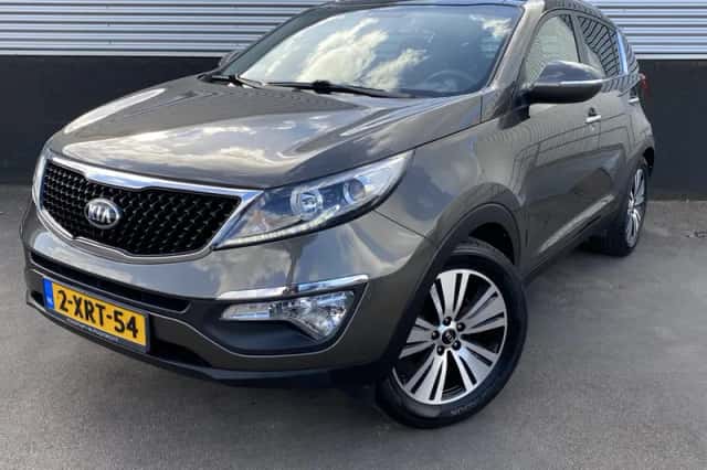 Kia Sportage (2014) thumbnail 2
